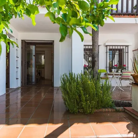 Апартаменты Casa Alhambra - Centro Historico Con Jardin Privado Гранада