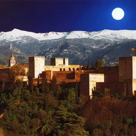 Casa Alhambra - Centro Historico Con Jardin Privado Гранада